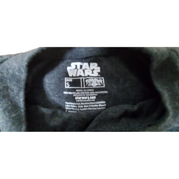 Star Wars Mens Darth Vader Graphic T-Shirt Small By Mad Engine - Picture 3 of 7